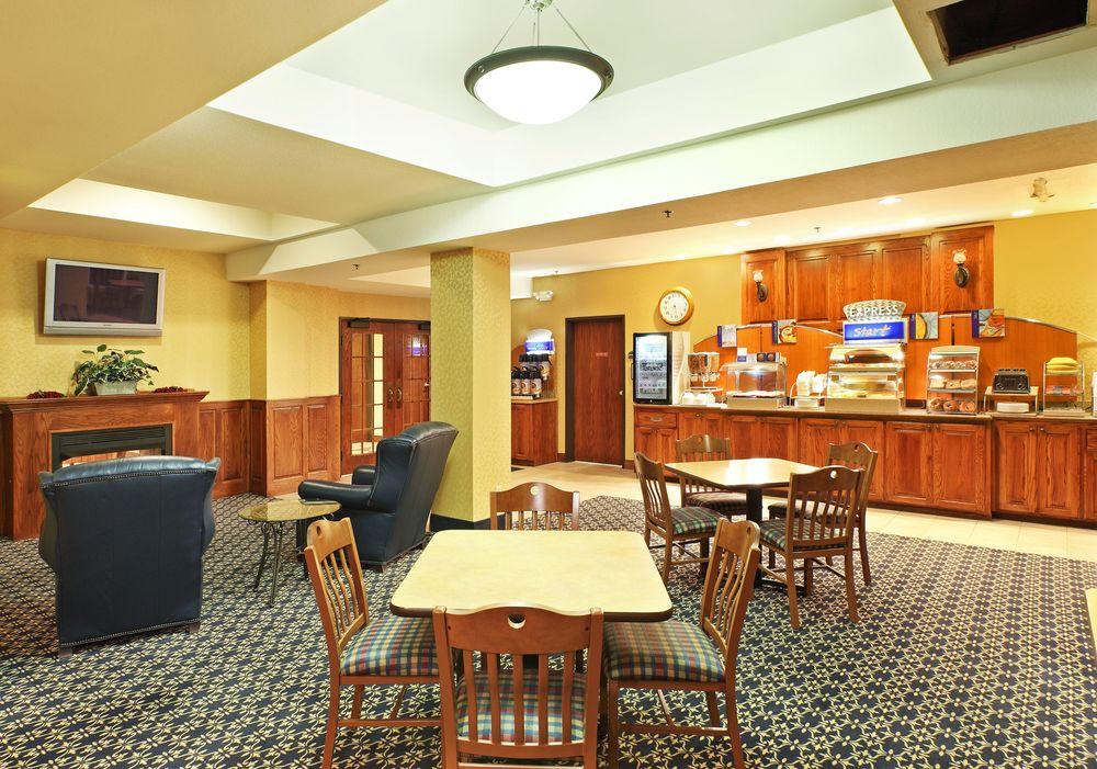 Holiday Inn Express Hotels & Suites Mountain Home By Ihg Buitenkant foto