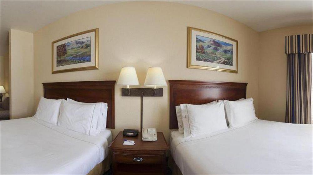 Holiday Inn Express Hotels & Suites Mountain Home By Ihg Buitenkant foto