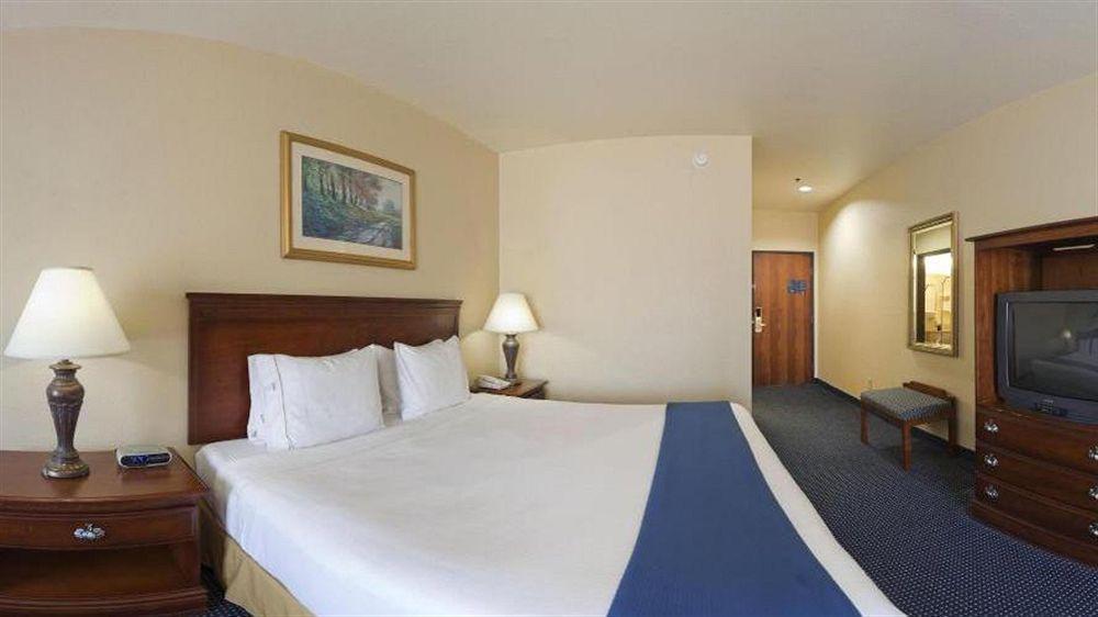 Holiday Inn Express Hotels & Suites Mountain Home By Ihg Buitenkant foto