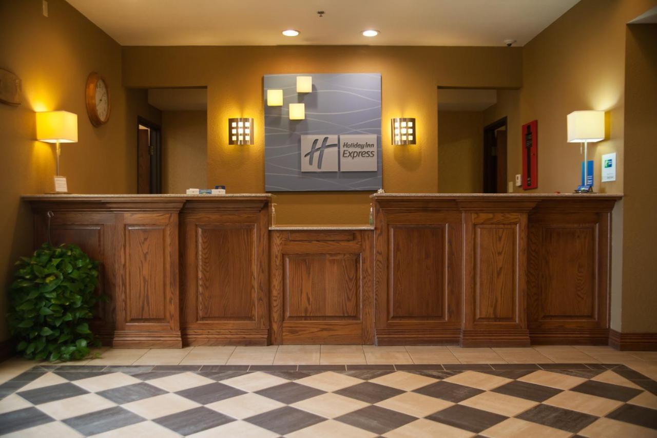 Holiday Inn Express Hotels & Suites Mountain Home By Ihg Buitenkant foto