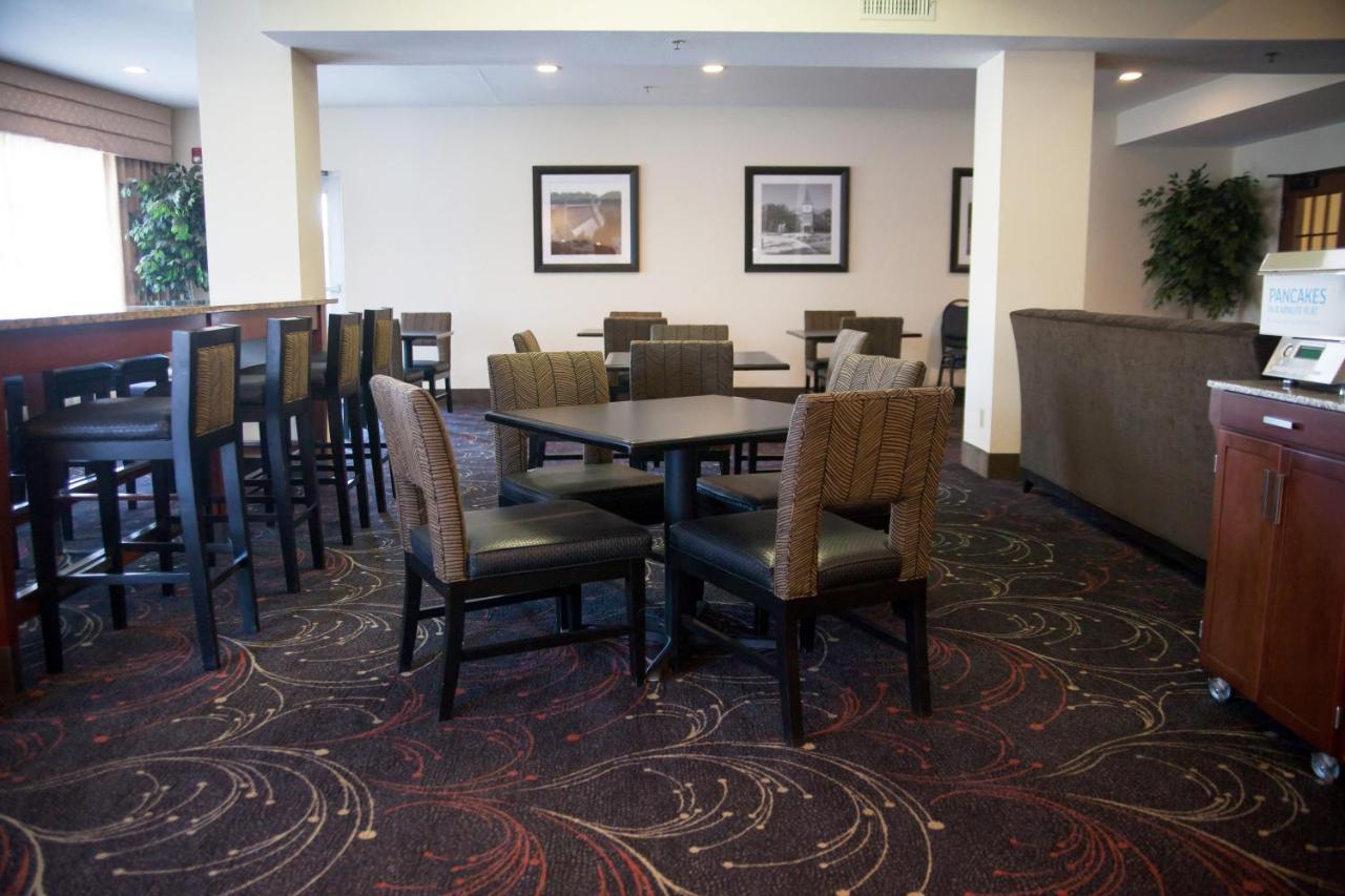 Holiday Inn Express Hotels & Suites Mountain Home By Ihg Buitenkant foto